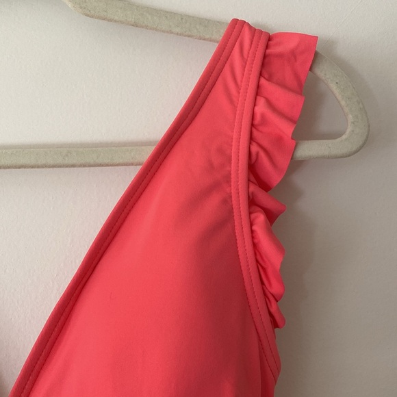 Kate Spade swim one piece size small coral pink colored with ruffle sleeves - Picture 4 of 10
